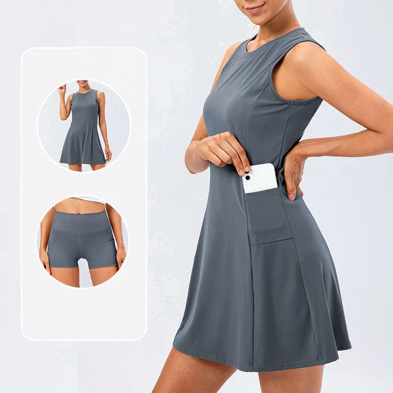 Aloura athleisure tennis kjole